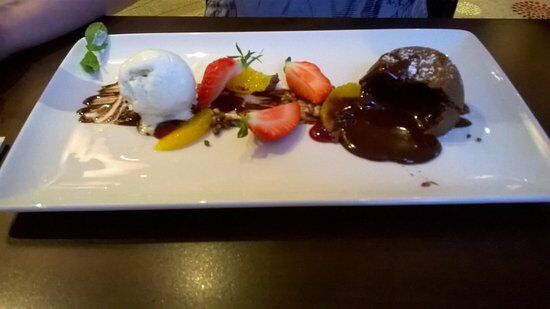 Boulevard restaurant and bar